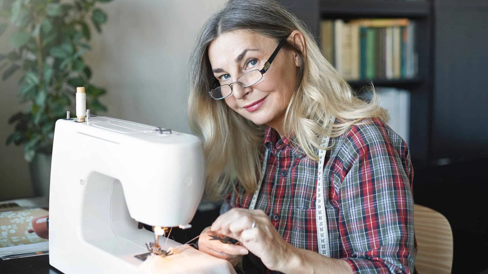 Traditional Routine Job 22 Traditional Home Tasks That Vanished From Daily Routines - ROI TV